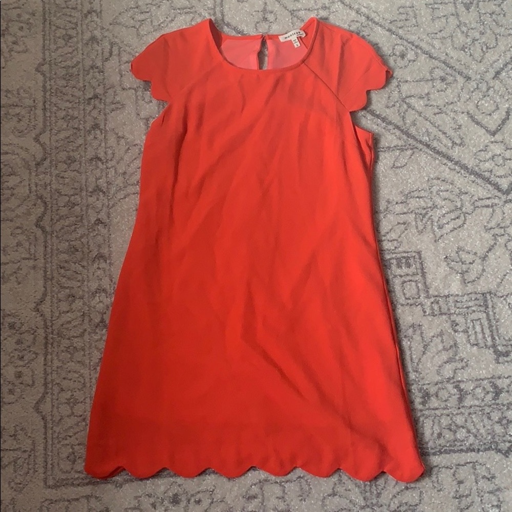 Coral pink scallop sleeve and hem T-shirt dress